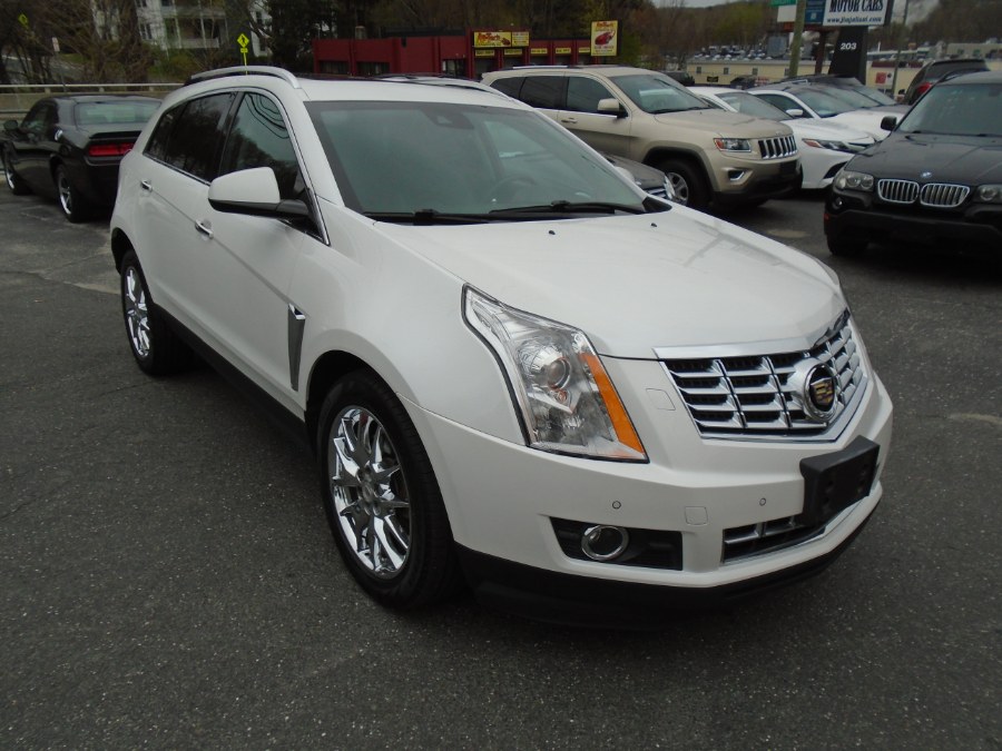 2014 Cadillac SRX AWD 4dr Performance Collection, available for sale in Waterbury, Connecticut | Jim Juliani Motors. Waterbury, Connecticut