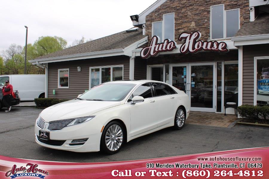 2013 Lincoln MKZ 4dr Sdn FWD, available for sale in Plantsville, Connecticut | Auto House of Luxury. Plantsville, Connecticut