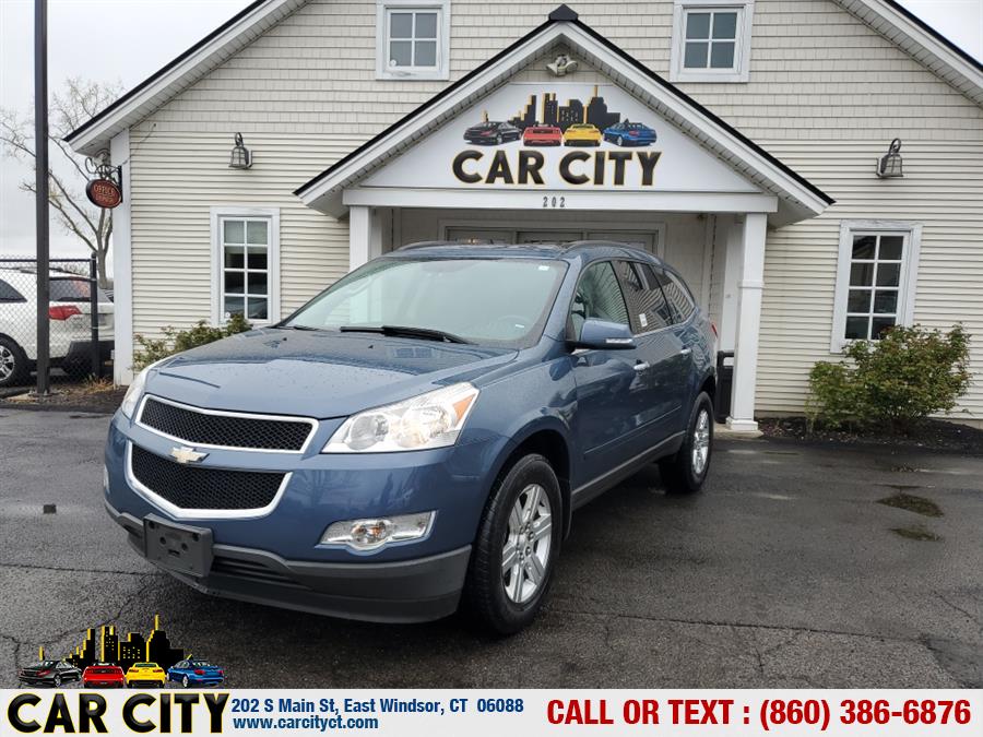 2012 Chevrolet Traverse FWD 4dr LT w/1LT, available for sale in East Windsor, Connecticut | Car City LLC. East Windsor, Connecticut