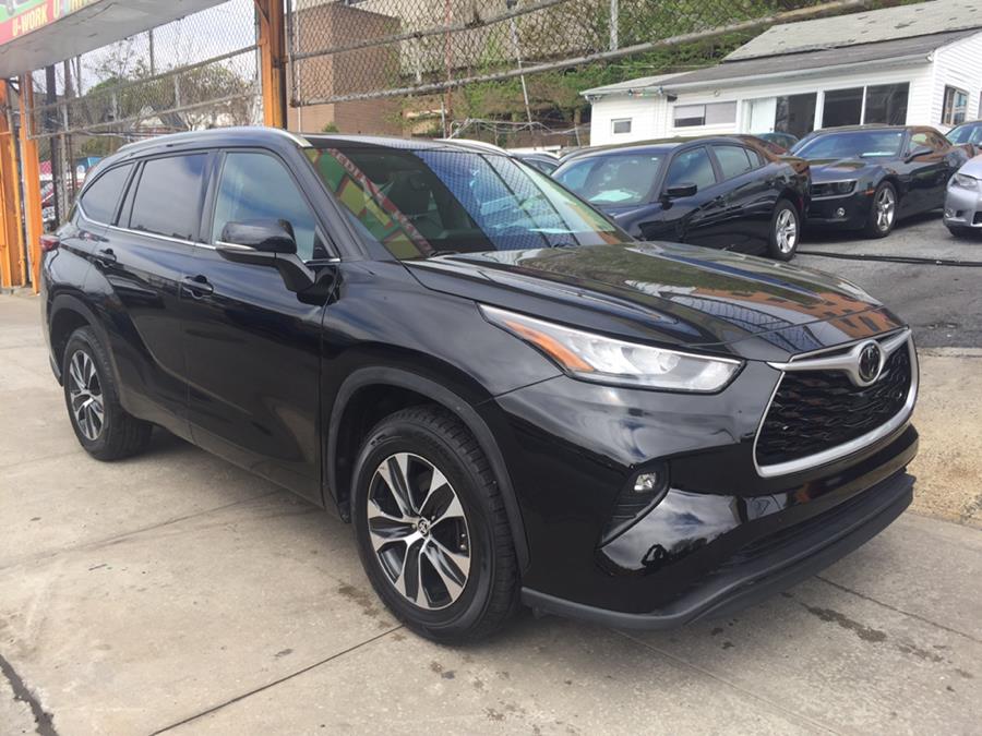 2020 Toyota Highlander XLE, available for sale in Elmont, New York | Sylhet Motors Inc.. Elmont, New York