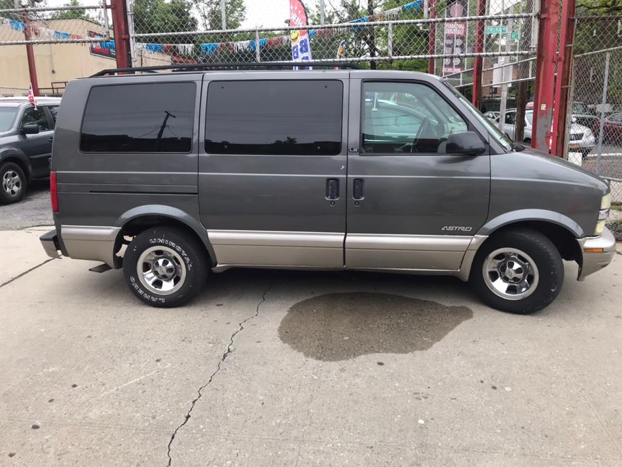 2002 Chevrolet Astro Passenger 111" WB RWD, available for sale in Corona, New York | Raymonds Cars Inc. Corona, New York