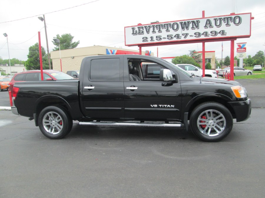 2012 Nissan Titan 4WD Crew Cab SWB SL, available for sale in Levittown, Pennsylvania | Levittown Auto. Levittown, Pennsylvania