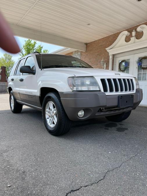 2004 Jeep Grand Cherokee 4dr Laredo 4WD, available for sale in New Britain, Connecticut | Supreme Automotive. New Britain, Connecticut