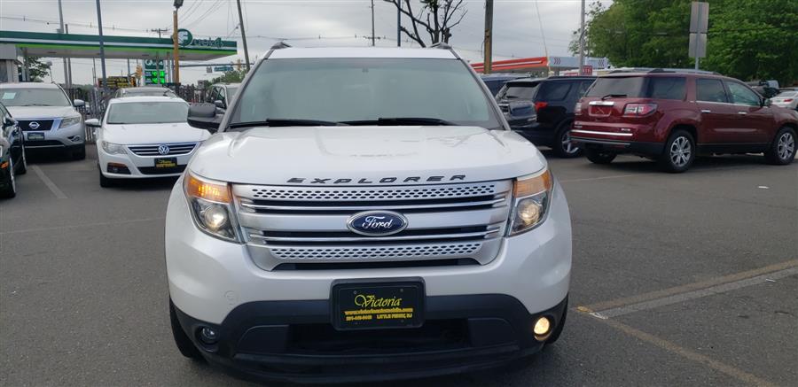2014 Ford Explorer 4WD 4dr XLT, available for sale in Little Ferry, New Jersey | Victoria Preowned Autos Inc. Little Ferry, New Jersey