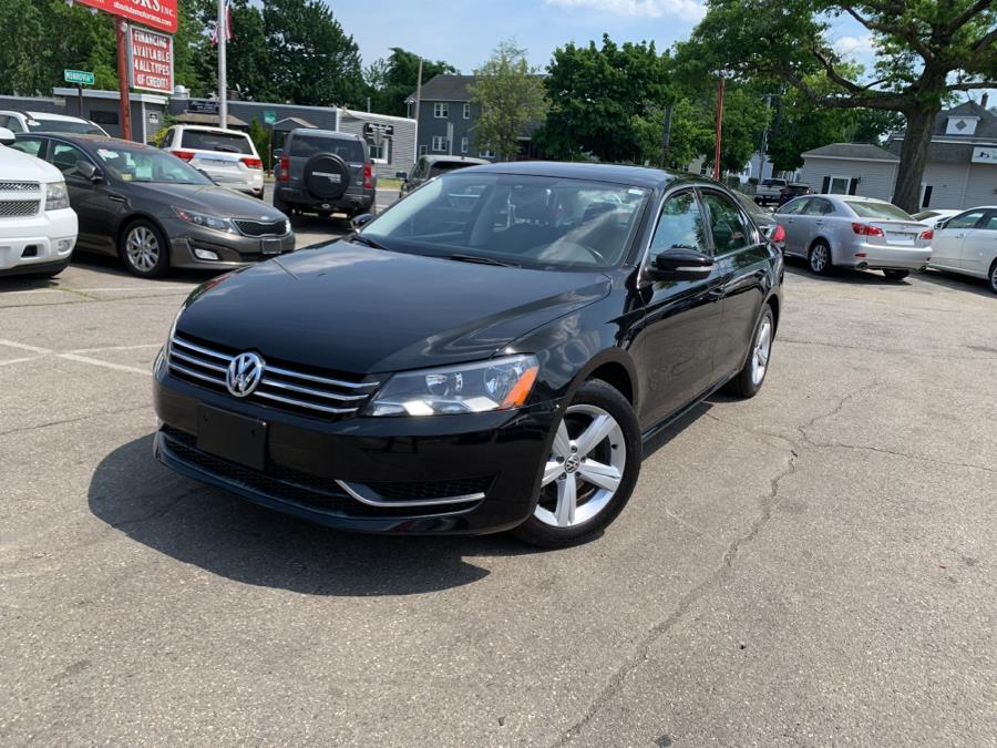 2013 Volkswagen Passat 4dr Sdn 2.5L Auto SE w/Sunroof PZEV, available for sale in Springfield, Massachusetts | Absolute Motors Inc. Springfield, Massachusetts