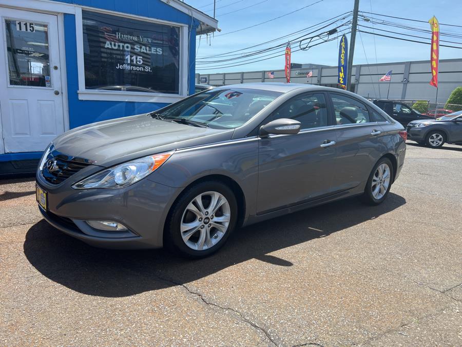 Used Hyundai Sonata 4dr Sdn 2.4L Limited 2011 | Harbor View Auto Sales LLC. Stamford, Connecticut