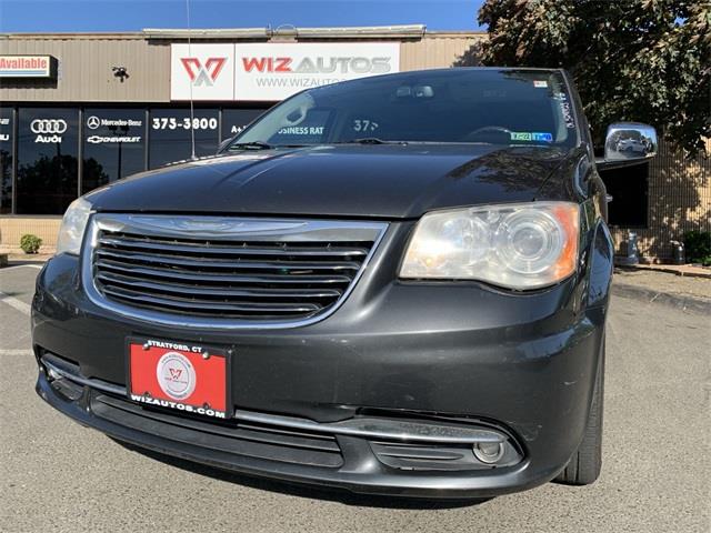 2012 Chrysler Town & Country Limited, available for sale in Stratford, Connecticut | Wiz Leasing Inc. Stratford, Connecticut