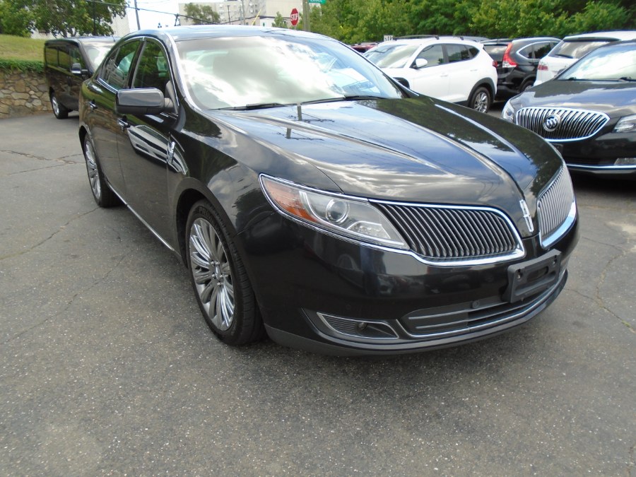 2015 Lincoln MKS 4dr Sdn 3.7L AWD, available for sale in Waterbury, Connecticut | Jim Juliani Motors. Waterbury, Connecticut