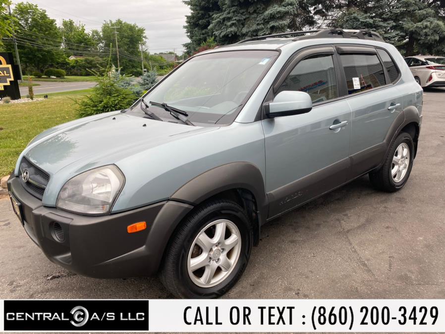 2005 Hyundai Tucson 4dr GLS 4WD 2.7L V6 Auto, available for sale in East Windsor, Connecticut | Central A/S LLC. East Windsor, Connecticut