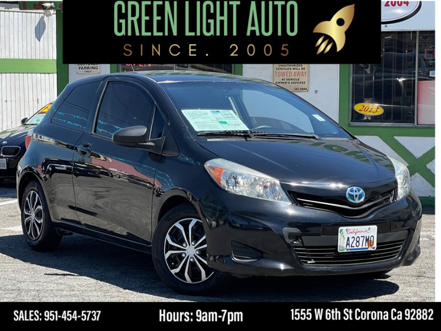 2014 Toyota Yaris 3dr Liftback Auto LE (TMC/CBU Plant) (Natl), available for sale in Corona, California | Green Light Auto. Corona, California