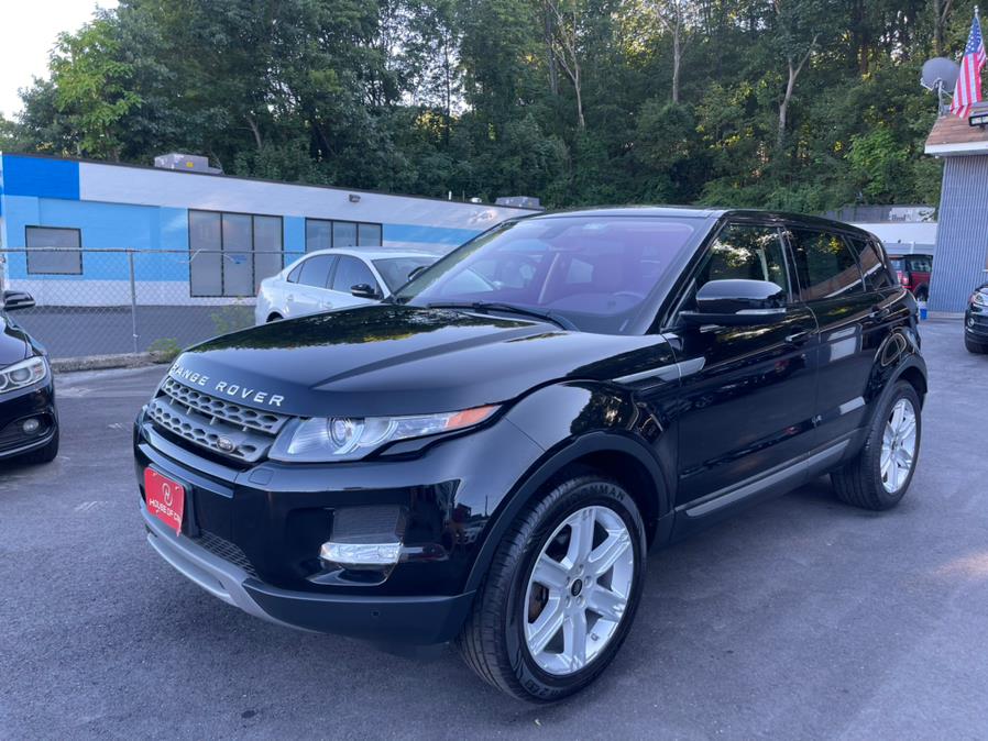 2013 Land Rover Range Rover Evoque 5dr HB Pure Plus, available for sale in Waterbury, Connecticut | House of Cars LLC. Waterbury, Connecticut