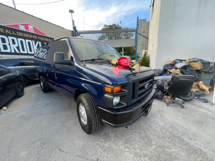 2012 Ford E-Series E-150 Van Extended's photo