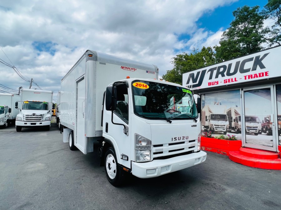 2014 Isuzu NPR-HD's photo