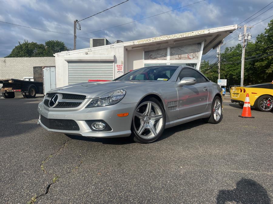 2009 Mercedes-Benz SL-Class 2dr Roadster 5.5L V8, available for sale in Plainview , New York | Ace Motor Sports Inc. Plainview , New York