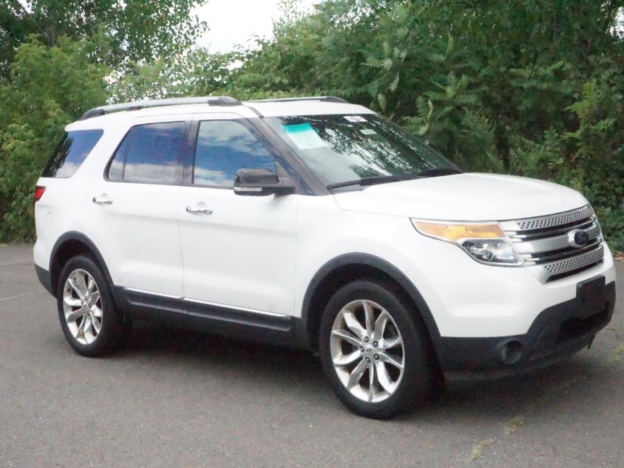 2014 Ford Explorer 4WD 4dr XLT, available for sale in New Britain, Connecticut | Supreme Automotive. New Britain, Connecticut