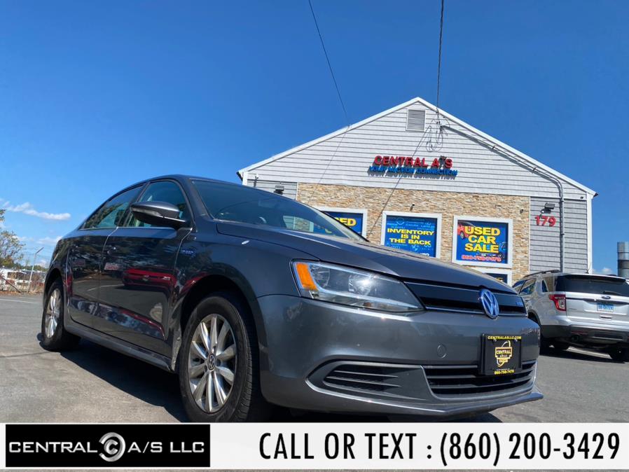 2014 Volkswagen Jetta Sedan 4dr DSG Hybrid SE, available for sale in East Windsor, Connecticut | Central A/S LLC. East Windsor, Connecticut
