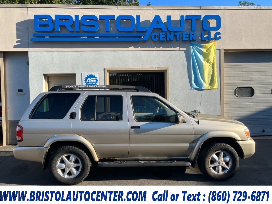 2002 Nissan Pathfinder LE 4WD Auto, available for sale in Bristol, Connecticut | Bristol Auto Center LLC. Bristol, Connecticut