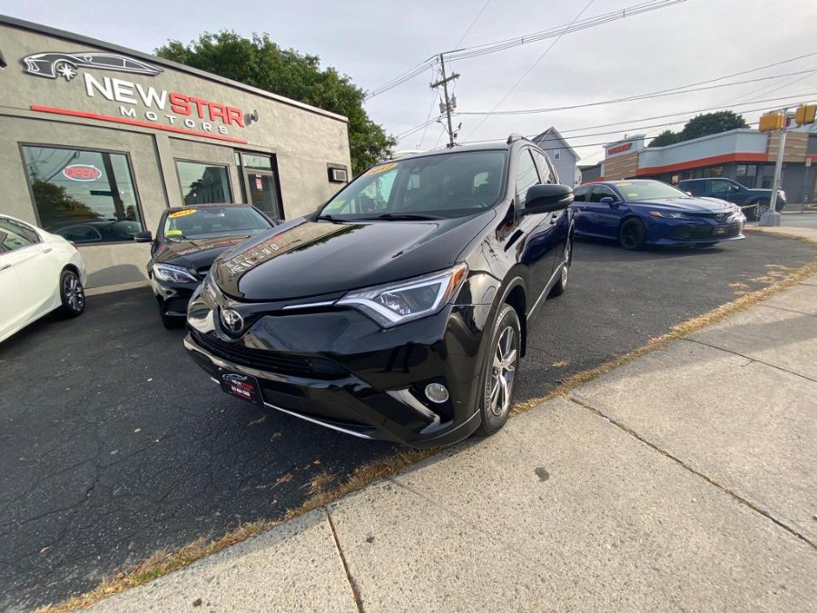 2017 Toyota RAV4 XLE AWD (Natl), available for sale in Peabody, Massachusetts | New Star Motors. Peabody, Massachusetts