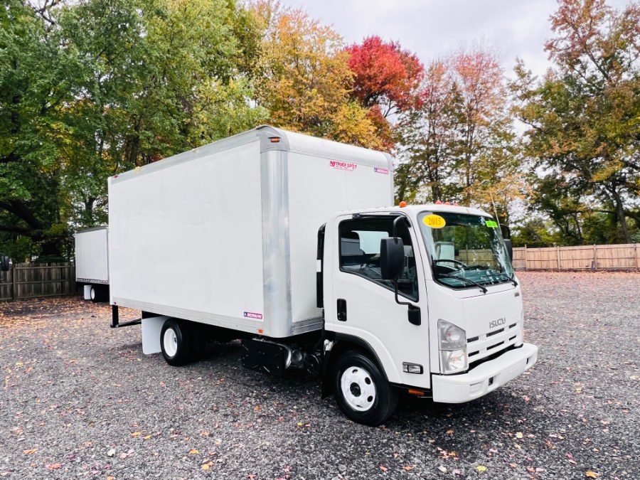 2015 Isuzu NPR-HD's photo