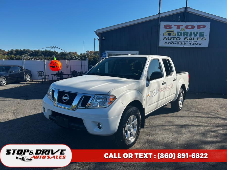 2013 Nissan Frontier 4WD Crew Cab SWB Auto SV, available for sale in East Windsor, Connecticut | Stop & Drive Auto Sales. East Windsor, Connecticut