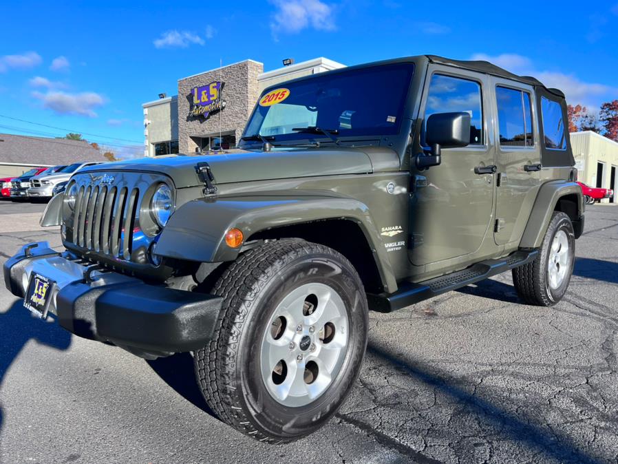 2015 Jeep Wrangler Unlimited 4WD 4dr Wrangler Sahara, available for sale in Plantsville, Connecticut | L&S Automotive LLC. Plantsville, Connecticut