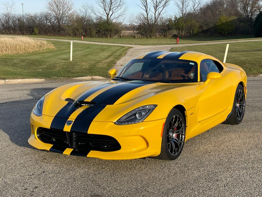 Yellow 2013 Dodge Viper SRT GTS Coupe Rear-Wheel Drive Manual