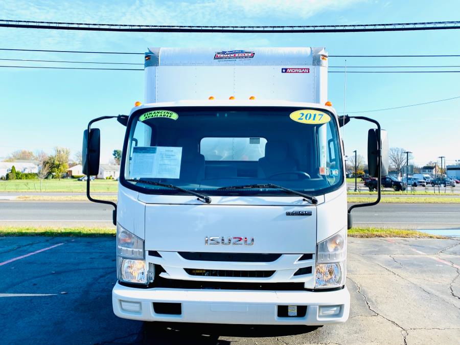 2017 Isuzu NPR's photo