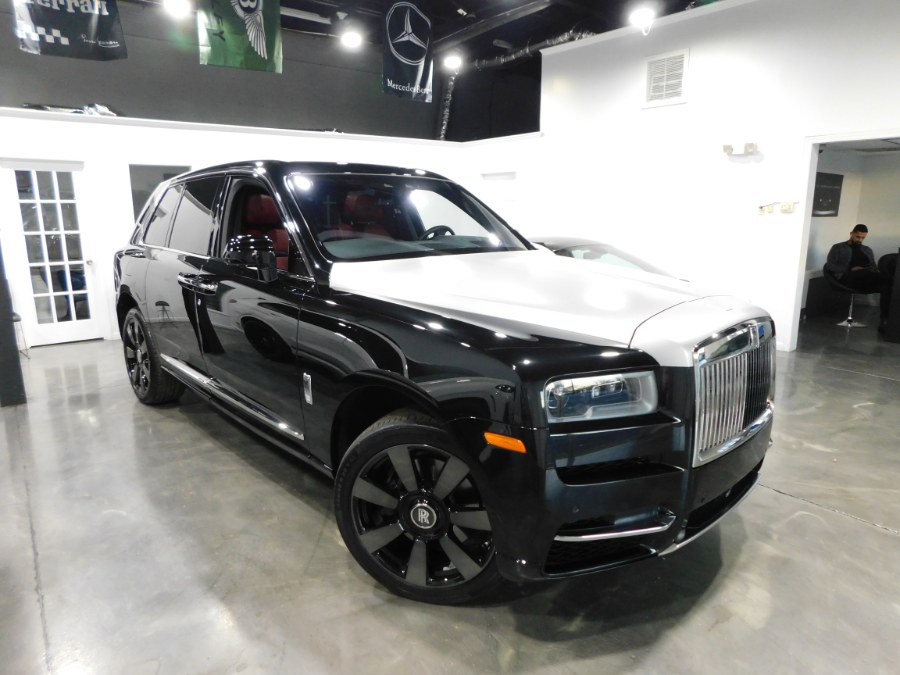 2019 Rolls-Royce Cullinan -'s photo
