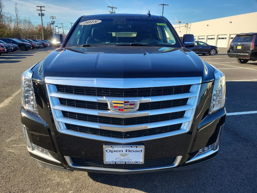 2018 Cadillac Escalade ESV AWD Luxury's photo