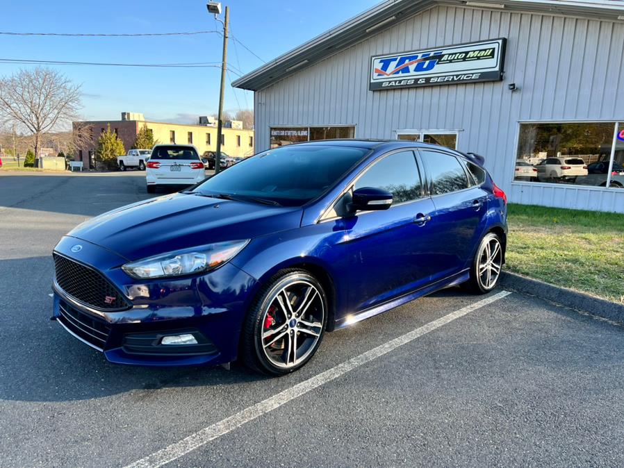 2016 Ford Focus 5dr HB ST, available for sale in Berlin, Connecticut | Tru Auto Mall. Berlin, Connecticut