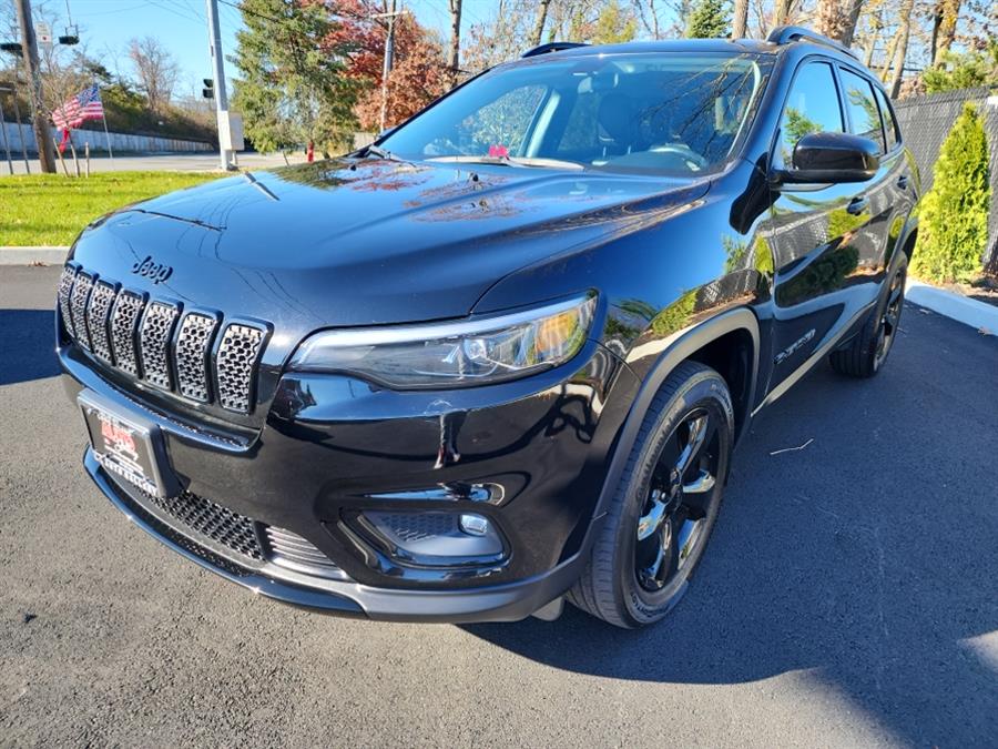 2019 Jeep Cherokee Latitude Plus 4x4, available for sale in Islip, New York | L.I. Auto Gallery. Islip, New York