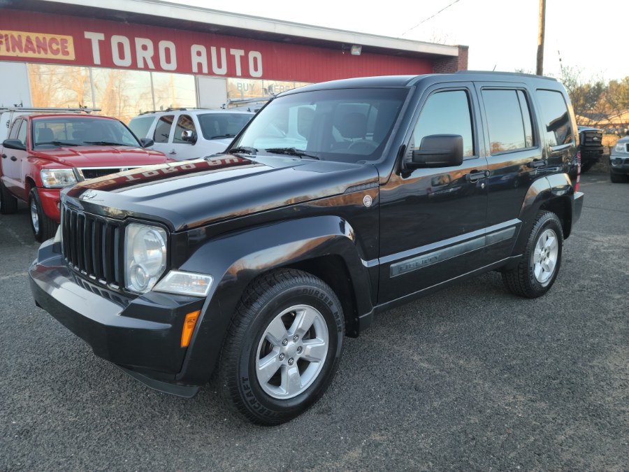 2010 Jeep Liberty 4WD 4dr Sport, available for sale in East Windsor, Connecticut | Toro Auto. East Windsor, Connecticut