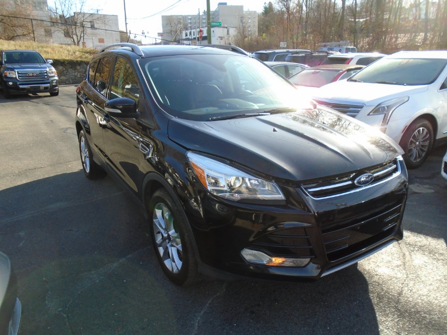 2016 Ford Escape 4WD 4dr Titanium, available for sale in Waterbury, Connecticut | Jim Juliani Motors. Waterbury, Connecticut