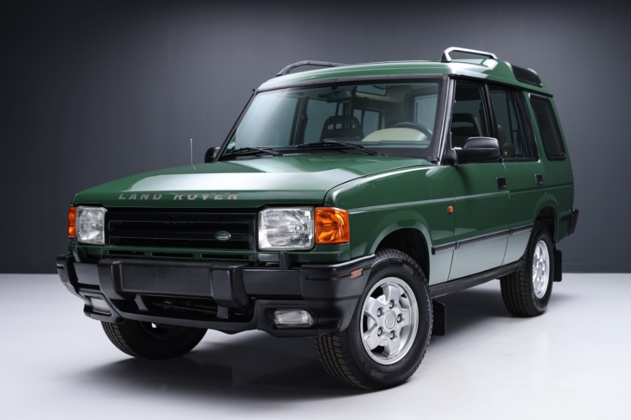 1995 Land Rover Discovery 4dr Sport Utility, available for sale in North Salem, New York | Meccanic Shop North Inc. North Salem, New York