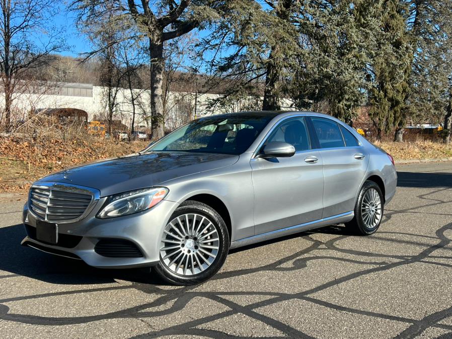 2015 Mercedes-Benz C-Class 4dr Sdn C300 Luxury 4MATIC, available for sale in Waterbury, Connecticut | Platinum Auto Care. Waterbury, Connecticut