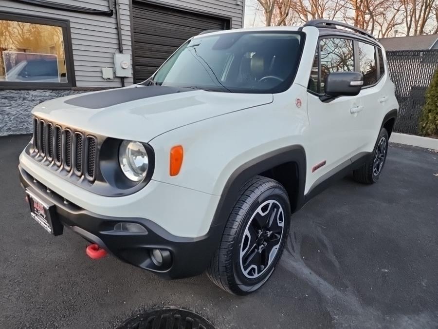 2015 Jeep Renegade 4WD 4dr Trailhawk, available for sale in Islip, New York | L.I. Auto Gallery. Islip, New York