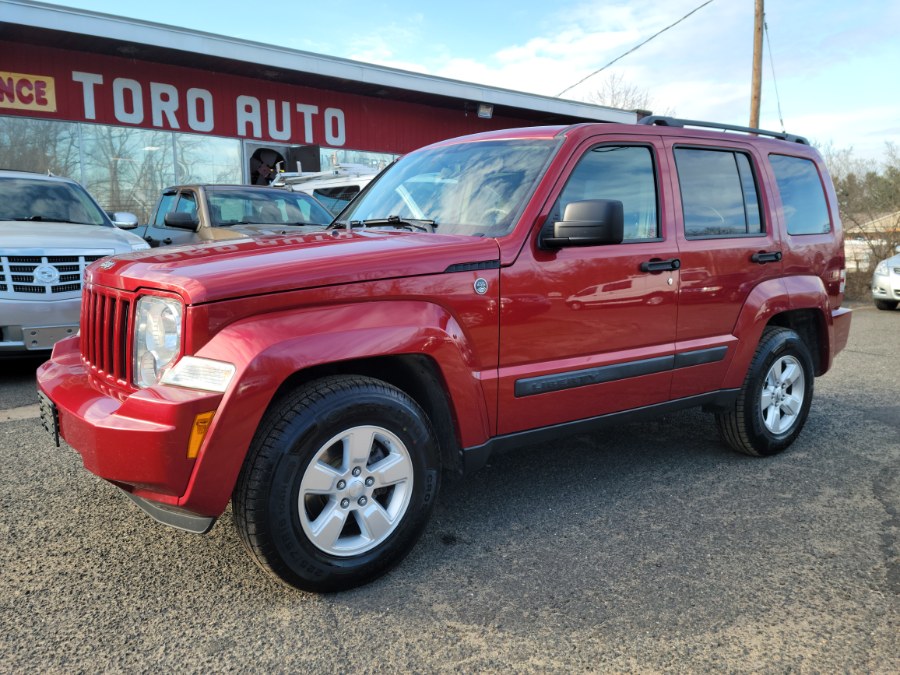 2010 Jeep Liberty 4WD 4dr Sport, available for sale in East Windsor, Connecticut | Toro Auto. East Windsor, Connecticut