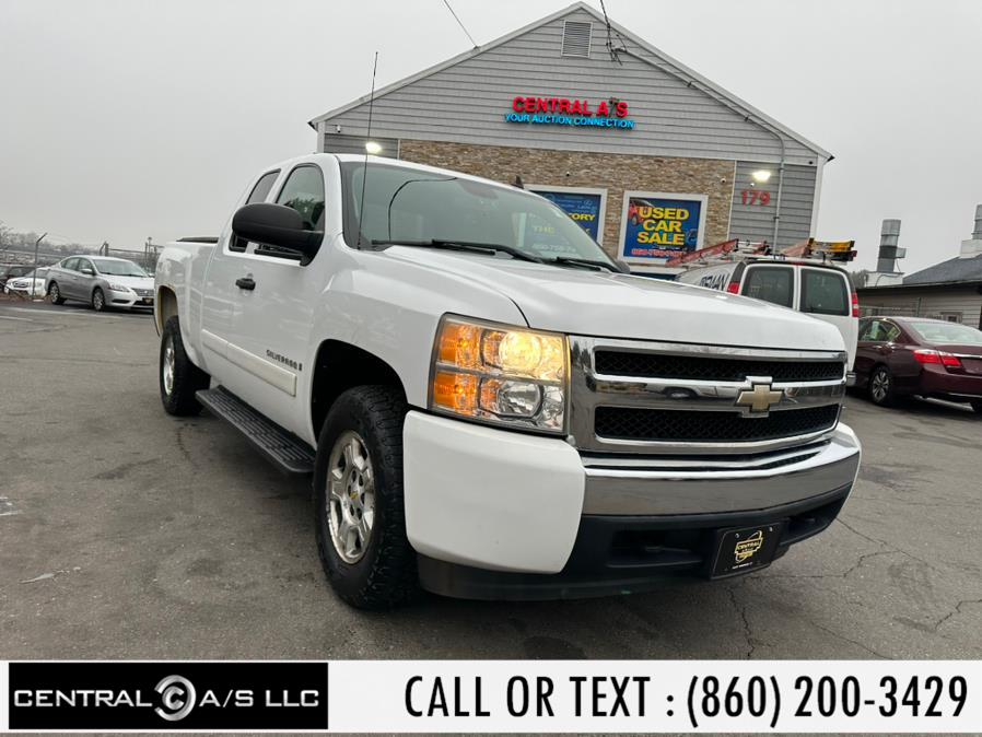 2008 Chevrolet Silverado 1500 4WD Ext Cab 143.5" LT w/1LT, available for sale in East Windsor, Connecticut | Central A/S LLC. East Windsor, Connecticut