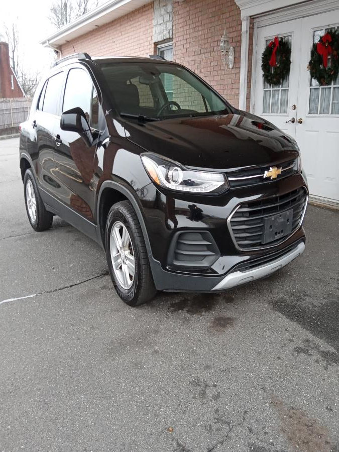 2017 Chevrolet Trax AWD 4dr LT, available for sale in New Britain, Connecticut | Supreme Automotive. New Britain, Connecticut