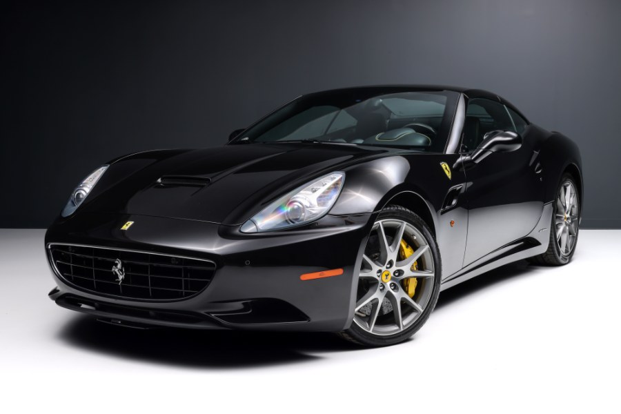 2013 Ferrari California 2dr Conv, available for sale in North Salem, New York | Meccanic Shop North Inc. North Salem, New York