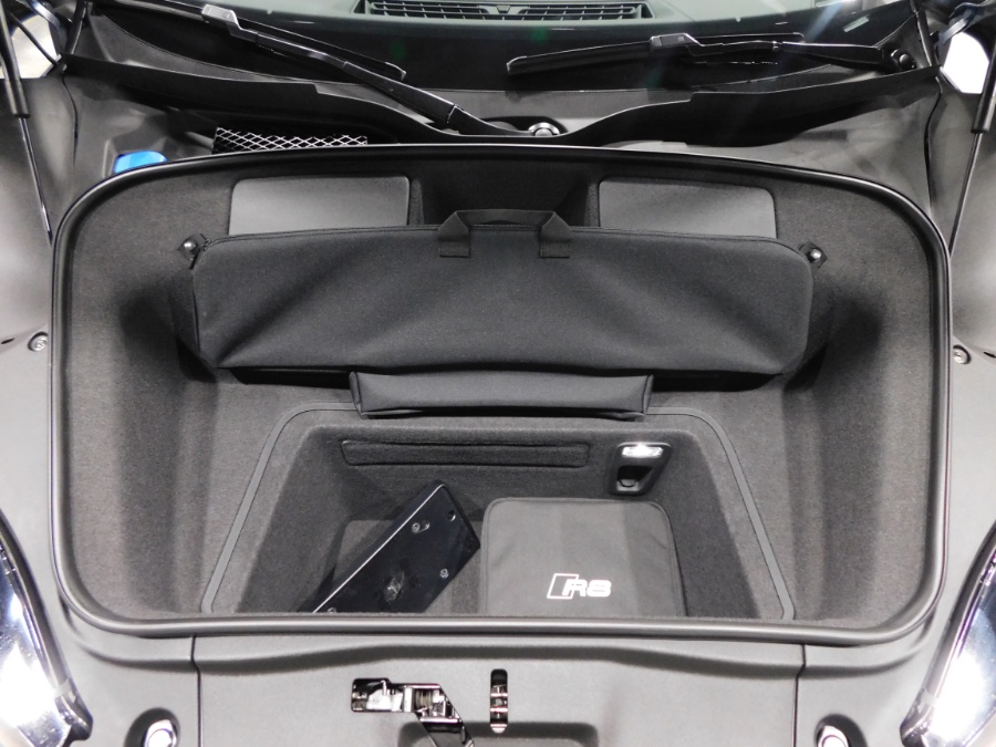 2020 Audi R8 Base - Photo 34