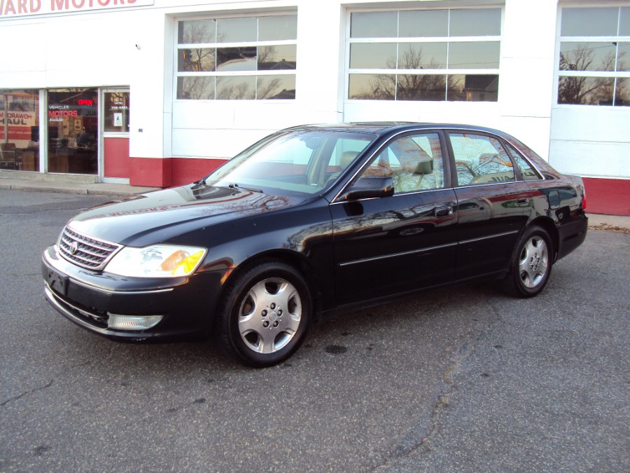 2003 Toyota Avalon 4dr Sdn XLS w/Bucket Seats, available for sale in Springfield, Massachusetts | Howard Motors. Springfield, Massachusetts