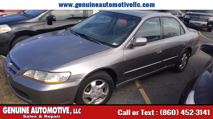 2000 Honda Accord Sdn 4dr Sdn EX Auto ULEV w/Leather, available for sale in East Hartford, Connecticut | Genuine Automotive LLC. East Hartford, Connecticut