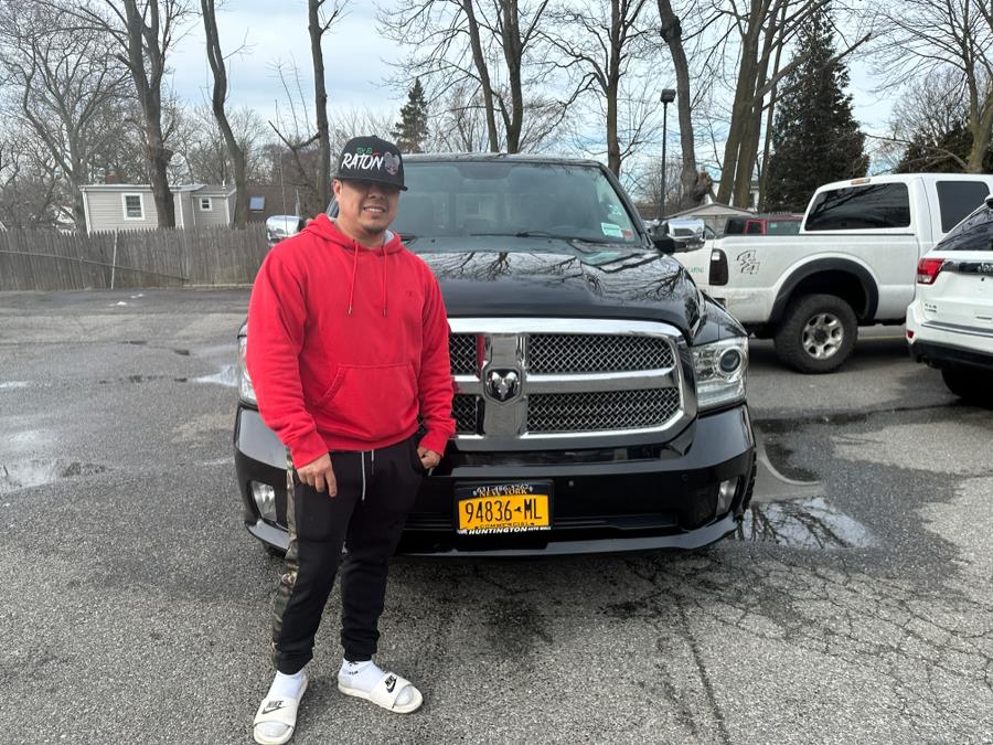 2014 Ram 1500 4WD Crew Cab 140.5" Longhorn, available for sale in Huntington Station, New York | Huntington Auto Mall. Huntington Station, New York