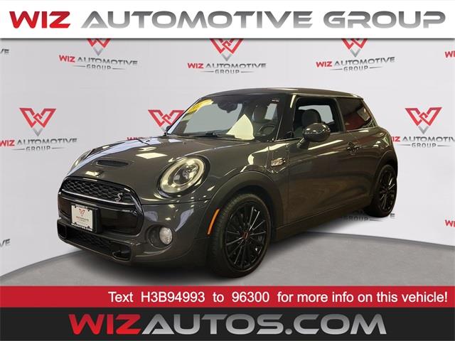 2017 Mini Cooper s Base, available for sale in Stratford, Connecticut | Wiz Leasing Inc. Stratford, Connecticut