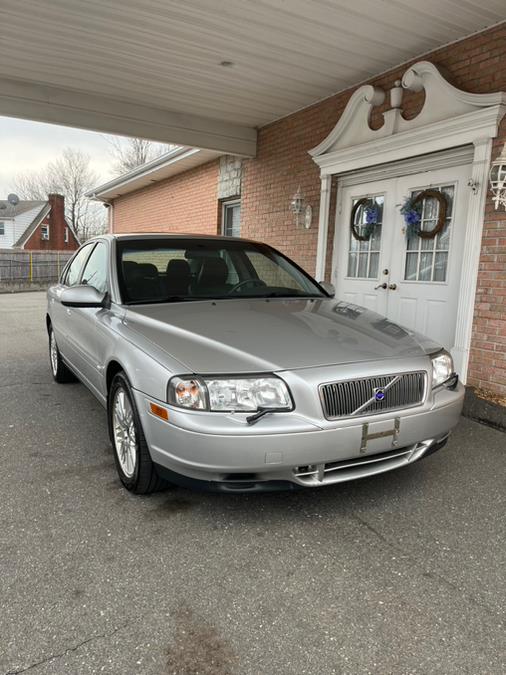 2002 Volvo S80 2.9 A SR 4dr Sdn w/Sunroof, available for sale in New Britain, Connecticut | Supreme Automotive. New Britain, Connecticut