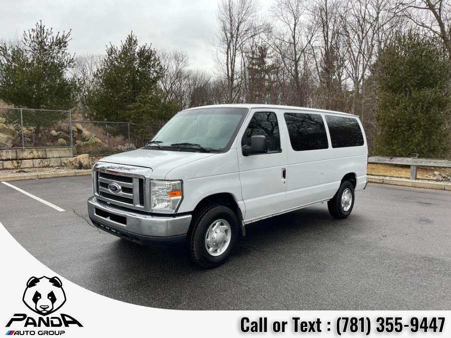 2014 Ford Econoline Wagon E-350 Super Duty XLT, available for sale in Abington, Massachusetts | Panda Auto Group. Abington, Massachusetts