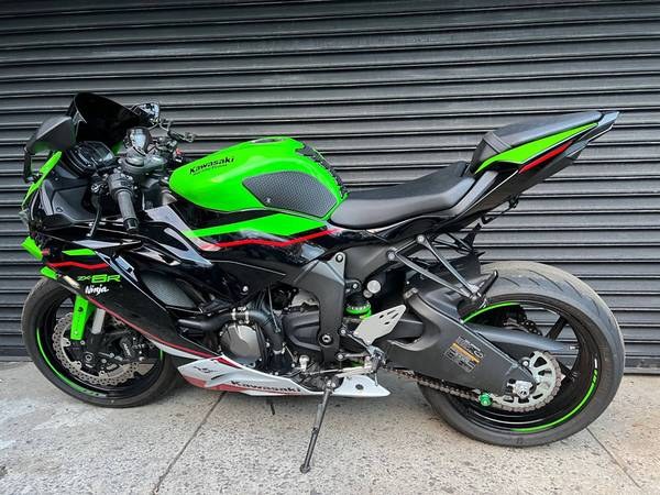 2021 Kawasaki ZX-6R NINJA, available for sale in Brooklyn, New York | Autoforward Motors Inc.. Brooklyn, New York