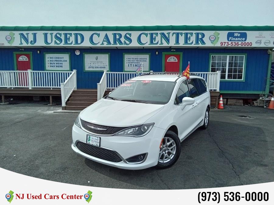 2020 Chrysler Pacifica Touring L FWD, available for sale in Irvington, New Jersey | NJ Used Cars Center. Irvington, New Jersey