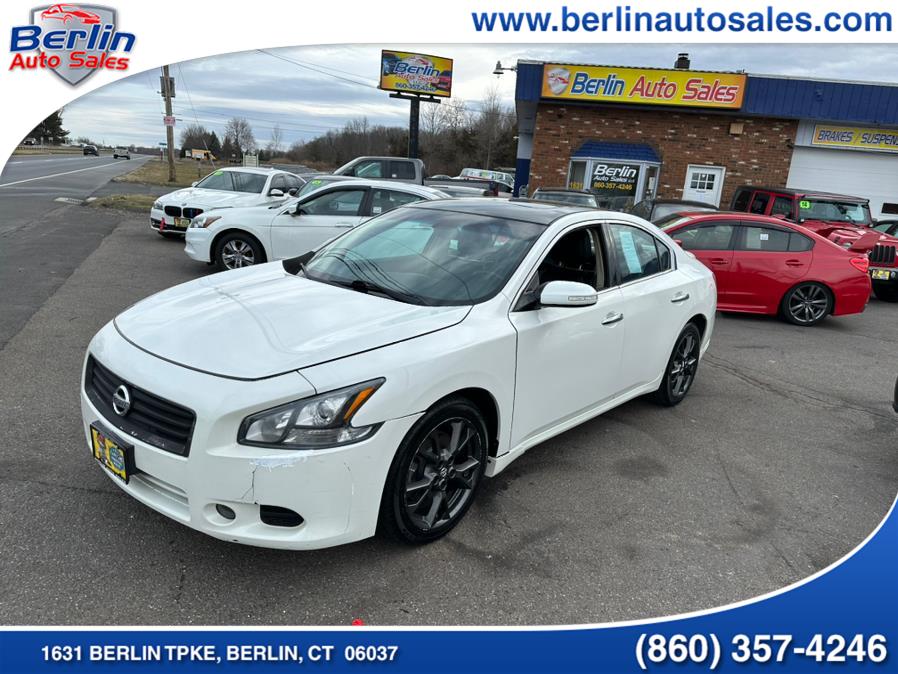 2014 Nissan Maxima 4dr Sdn 3.5 SV w/Premium Pkg, available for sale in Berlin, Connecticut | Berlin Auto Sales LLC. Berlin, Connecticut